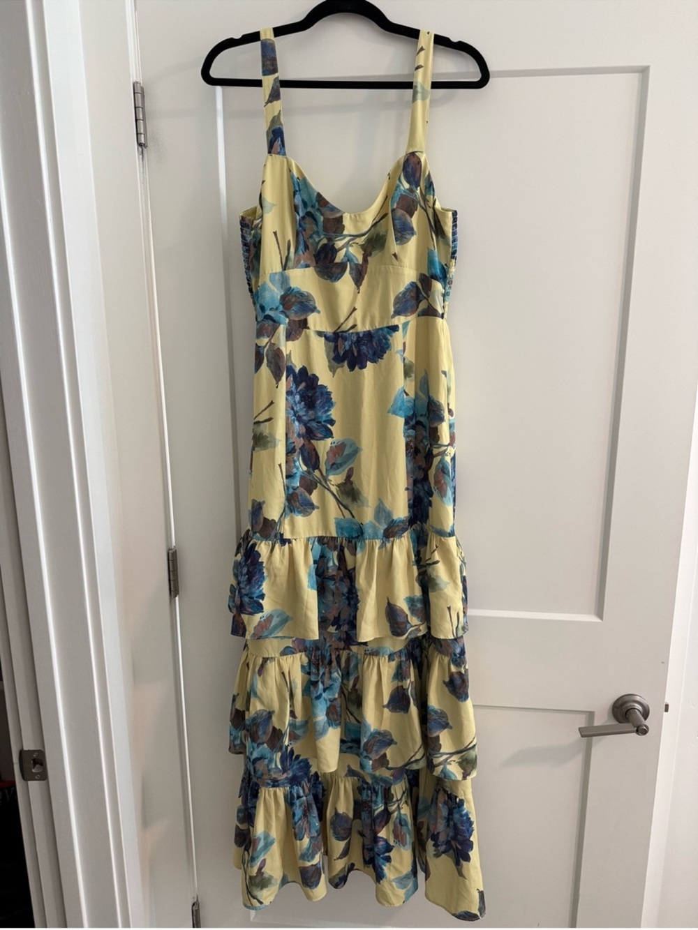 Abercrombie & Fitch Floral Tiered Maxi Dress Women’s Medium Yellow Blue Cottagec - Picture 3 of 3